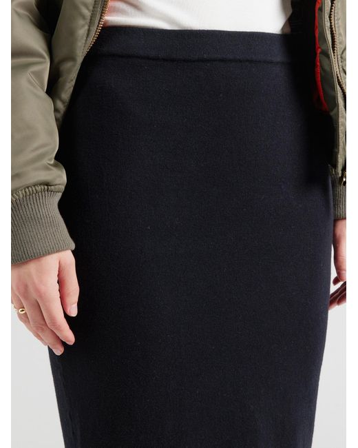 Gap Blue Rock