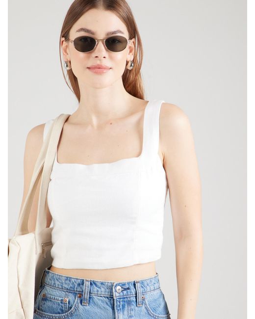Abercrombie & Fitch White Top