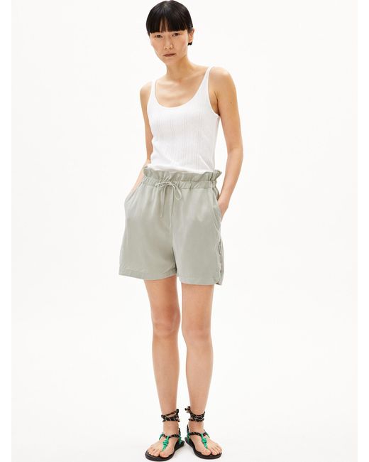 ARMEDANGELS Green Shorts Vaanna Lino