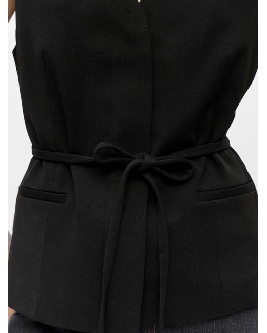 Object Black Weste