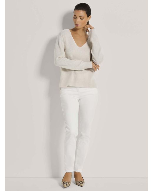 Madeleine White Pullover