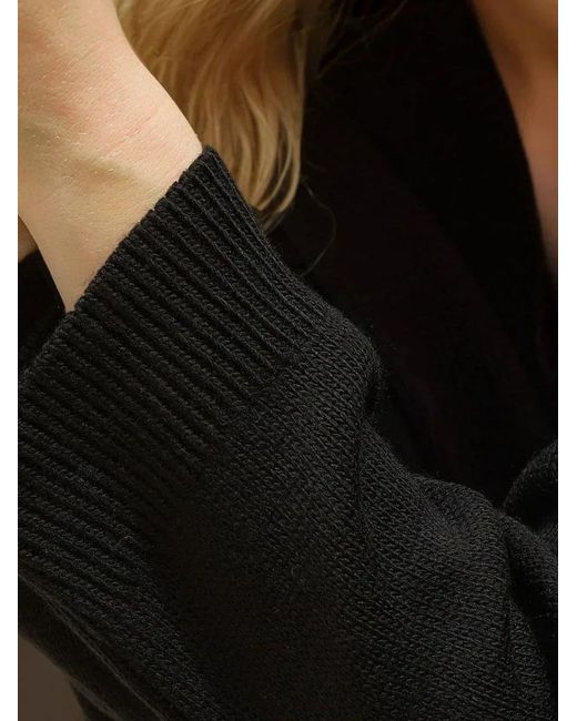 Hiccup Black Pullover