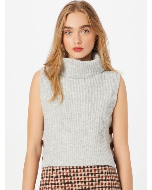 Cream Gray Pullover Crstar