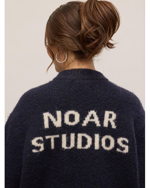 noar studios Blue Strickpullover