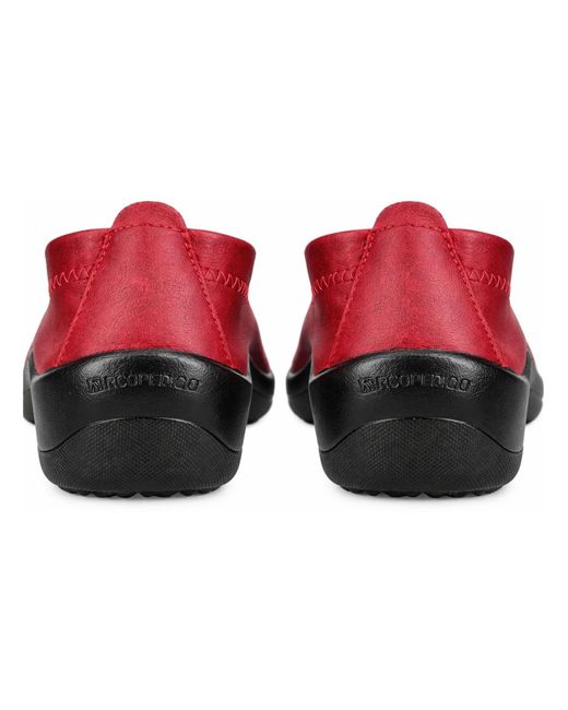 Arcopedico Red Pumps