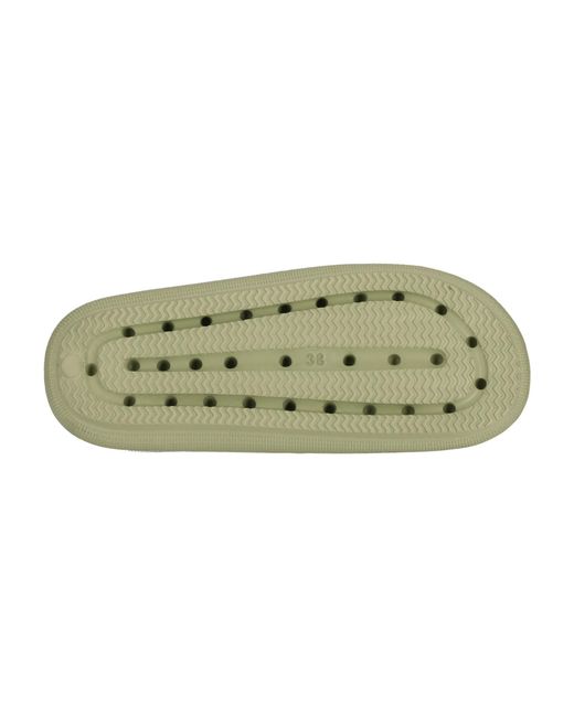 Endurance Green Slipper Capri