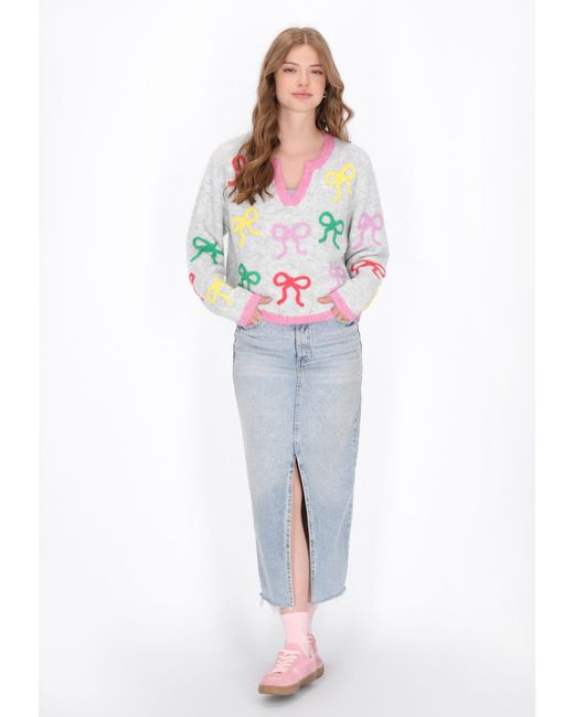 myMo White Pullover