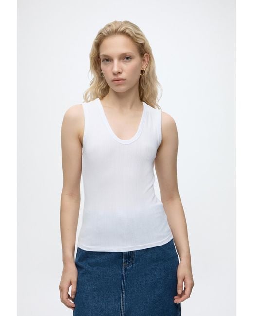 Gap White Top