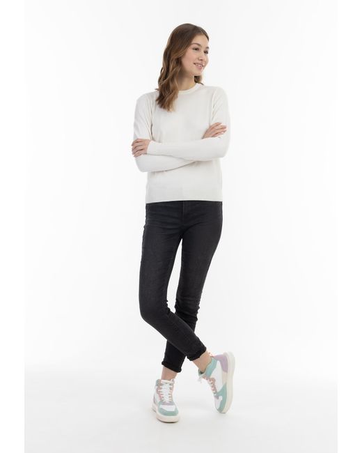 myMo White Pullover