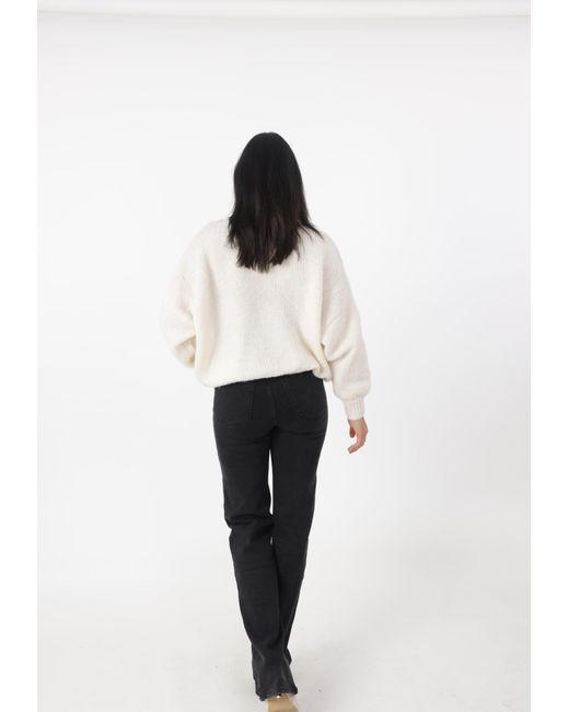 Elara White Pullover