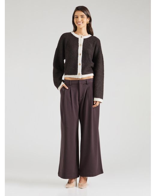 millane Purple Hose