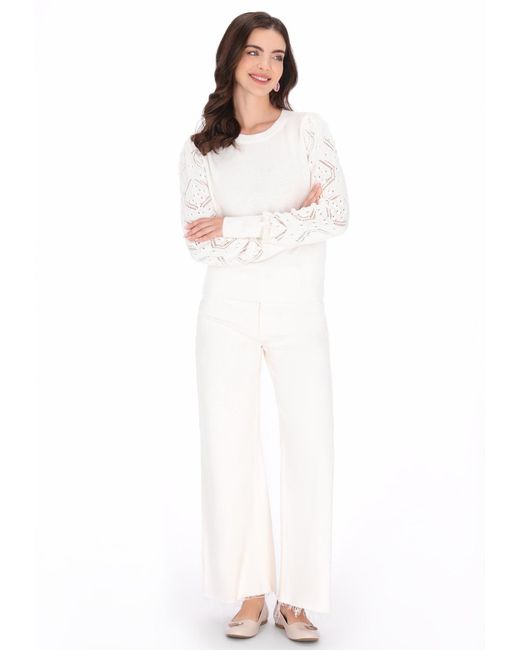 Usha White Pullover