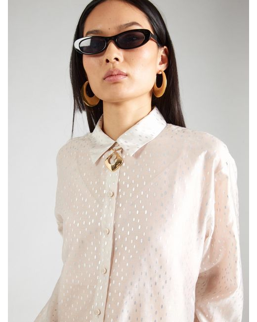 Comma, White Bluse