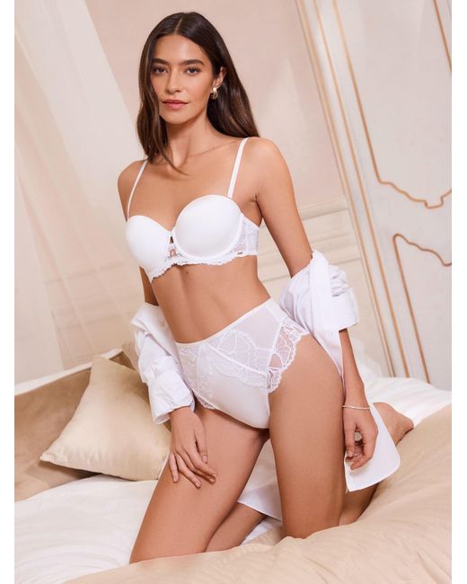 Lipsy White String
