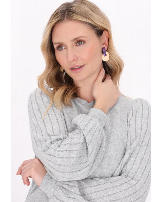 Usha White Pullover