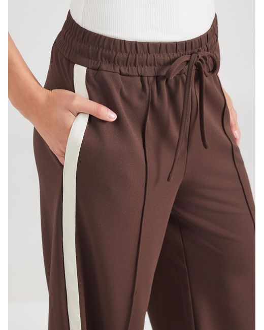 Vila Brown Hose Viclua