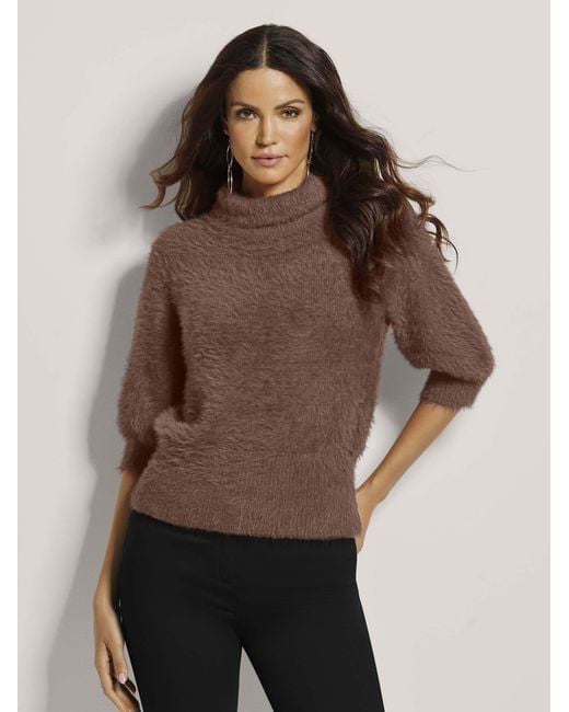 Madeleine Brown Pullover