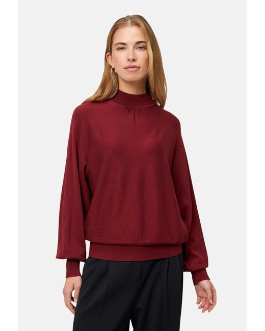 Zero Red Pullover