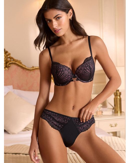 Lipsy Black String