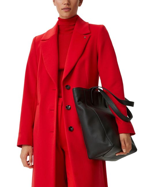 Comma, Black Shopper