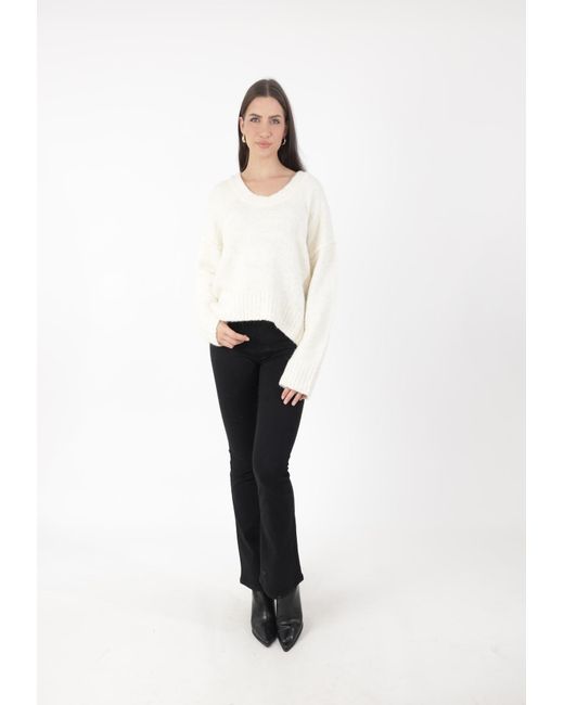 Elara White Pullover