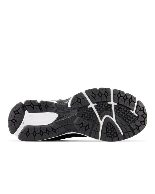 New Balance Black 2002R Schwarze Laufschuhe