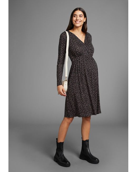 Neun Monate Black Kleid