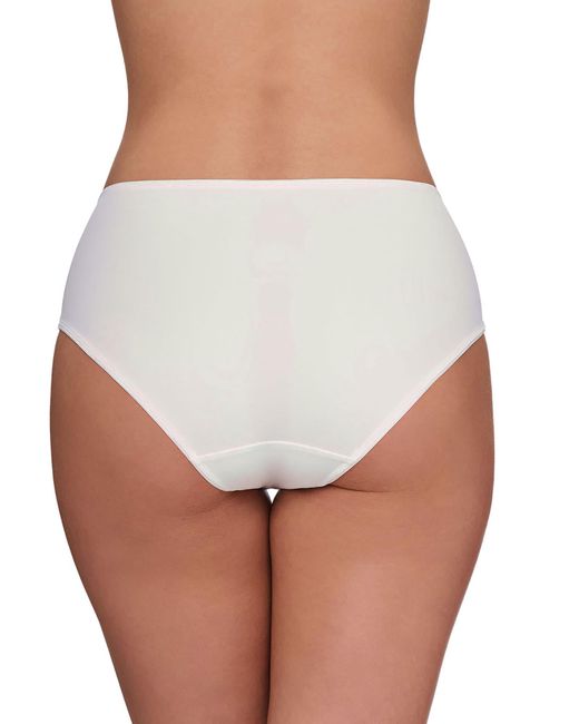 SUSA White Slip Latina