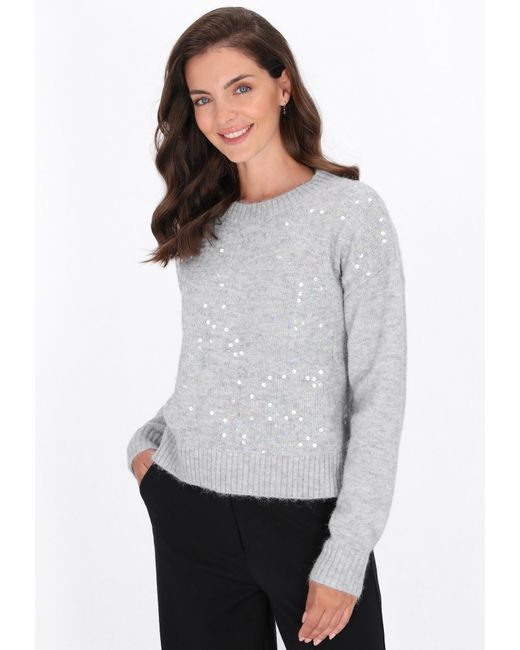 Usha White Pullover