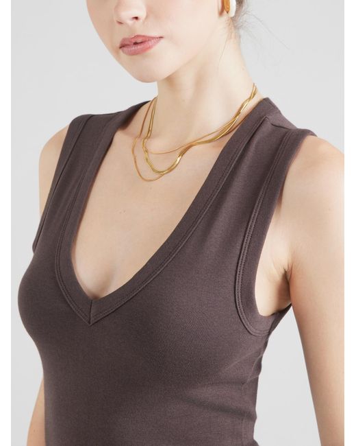 Gap Brown Top