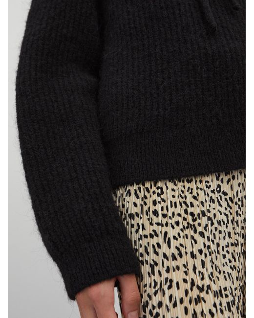 EDITED Black Pullover Therese