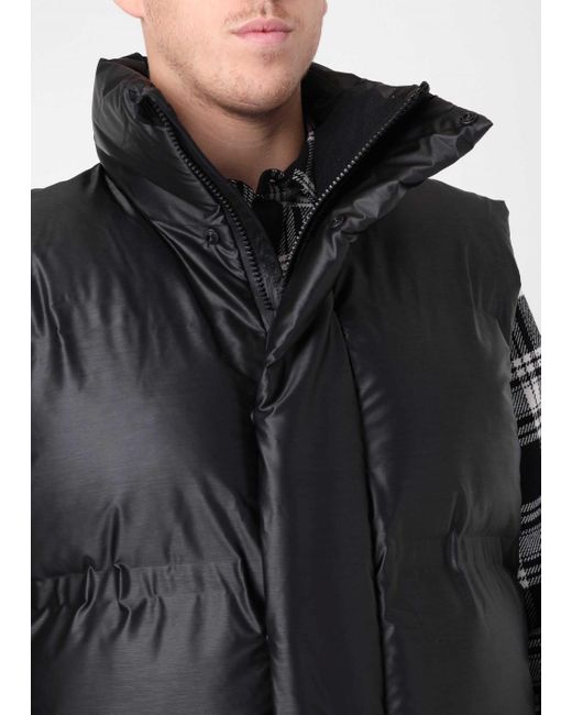 Rains Black Bator Puffer Vest W3T2 for men