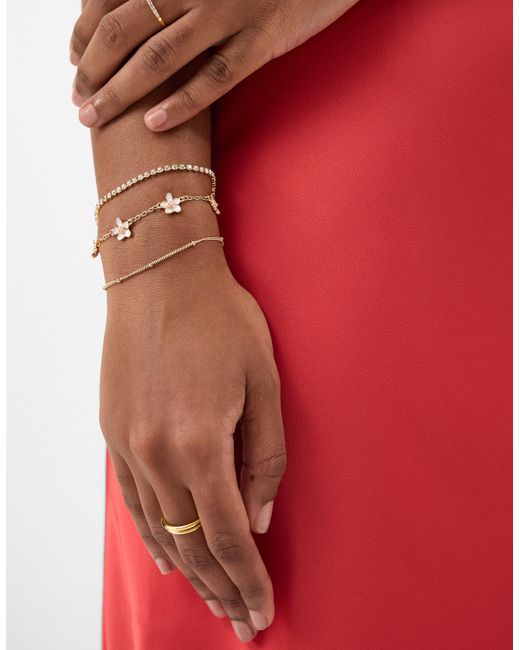Accessorize White 3-Pack Flower Station Bracelets