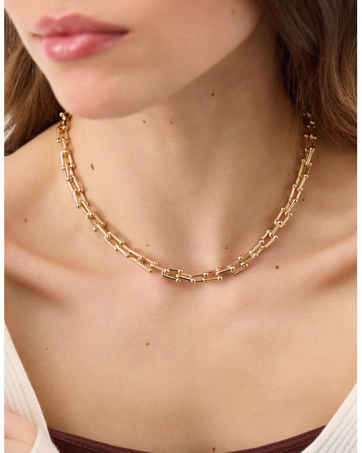 Accessorize Metallic Carabiner Link Chain Necklace