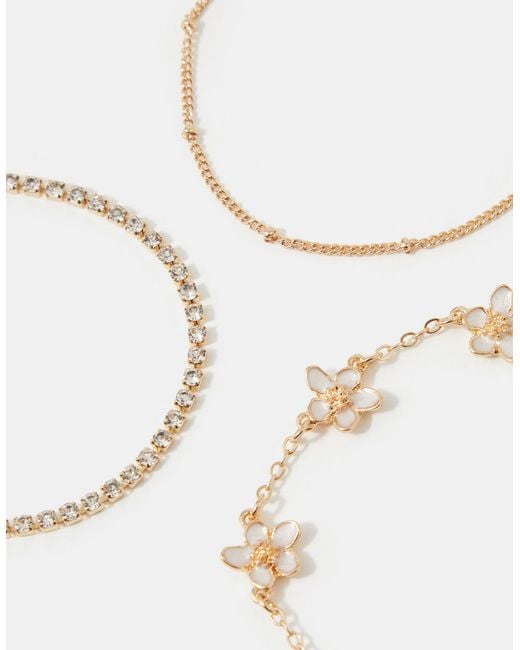Accessorize White 3-Pack Flower Station Bracelets