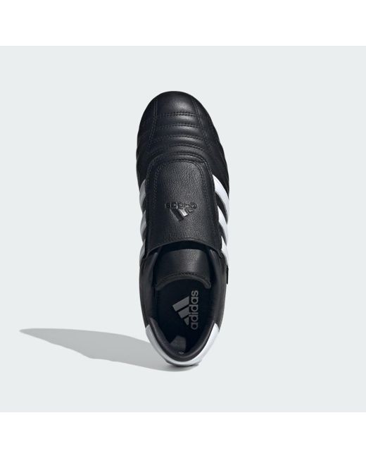Scarpe Taekwondo di Adidas in Blue