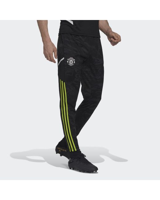 Pantaloni da allenamento Condivo 22 Manchester United FC di Adidas in Black da Uomo