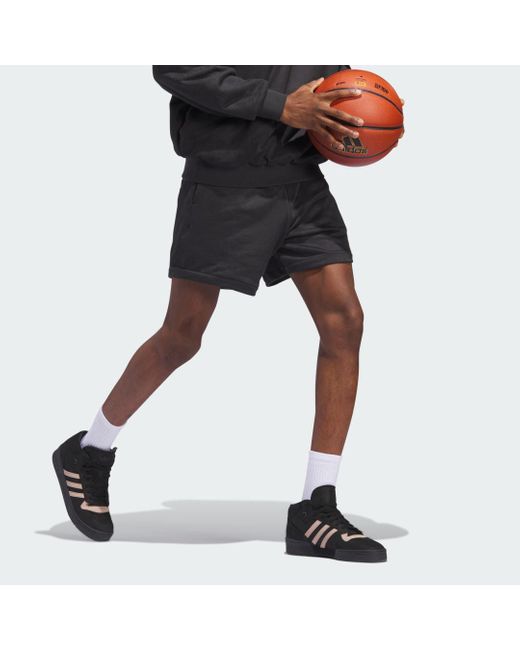 Short da basket Sueded di Adidas in Black