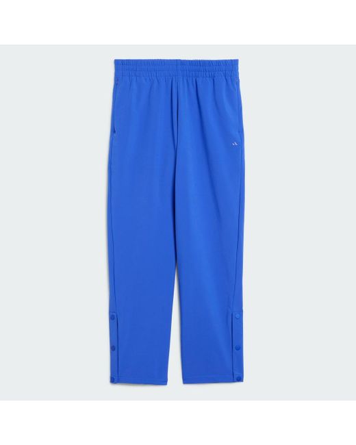 Pantaloni Basketball Snap di Adidas in Blue