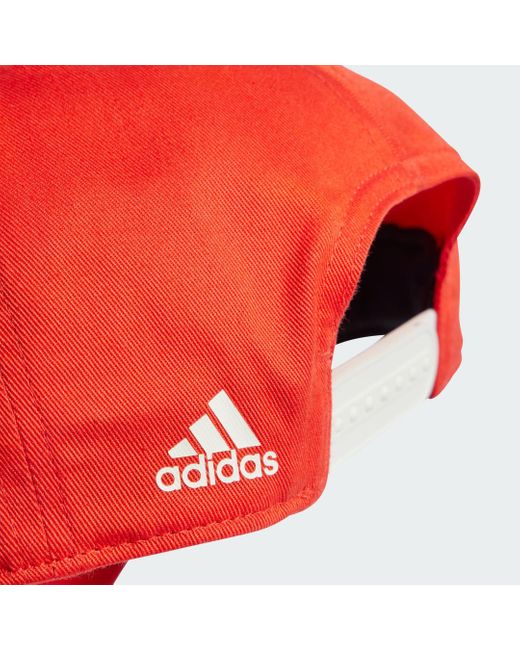 Cappellino Daily di Adidas in Red