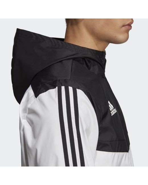 tiro windbreaker