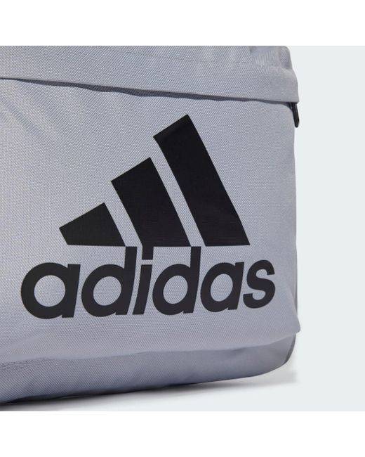 Zaino Classic Badge Of Sport di Adidas in Gray