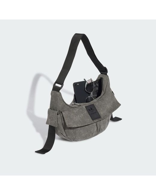 Borsa Washed Moon di Adidas in Gray