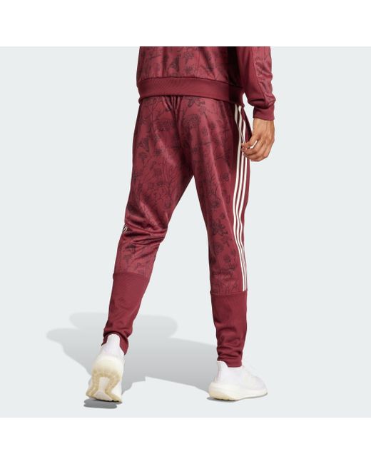 Pantaloni da allenamento LFSTLR FC Bayern München di Adidas in Red da Uomo