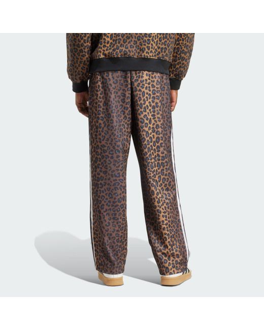 Pantalón Firebird Loose Leopard Adidas de hombre de color Brown