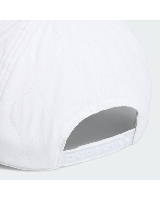 Cappellino Go-To Quilted di Adidas in White da Uomo