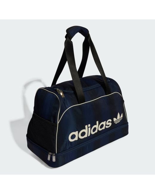 Borsa Da Ginnastica Grande Ispirata Al Calcio di Adidas in Blue