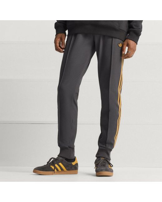 Pantaloni Da Allenamento Terrace Icons Manchester United di Adidas in Black da Uomo