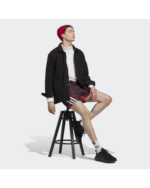 Short Future Icons Allover Print di Adidas in Red da Uomo