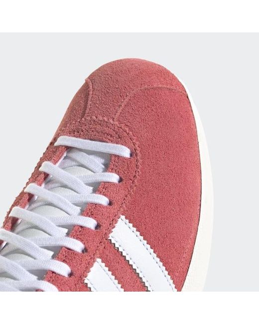 jd sports pink gazelles